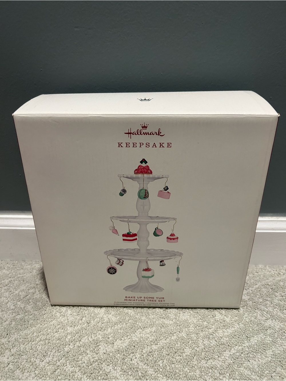 Hallmark Keepsake 2019 Bake up Some Yum Miniature Tree Set 12 Ornaments